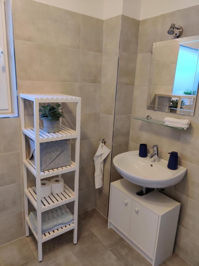 Moderne Neubau Ferienwohnung Wiesbaden Dış mekan fotoğraf